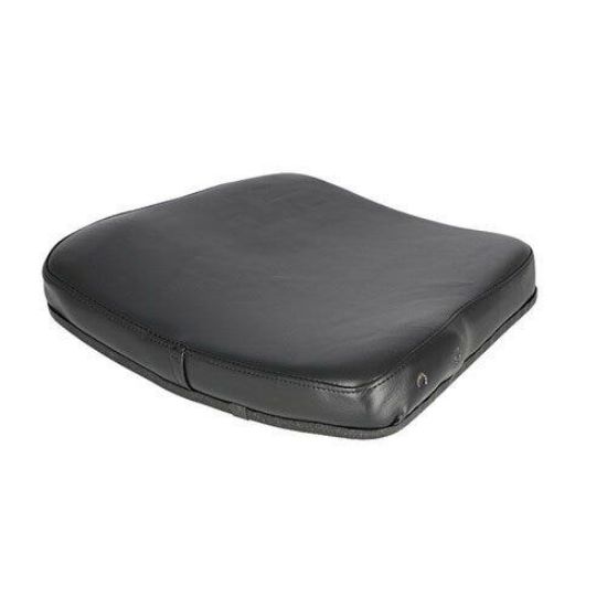 Slika Backrest - Vinyl Black fits International 886 1086 fits Case IH fits Case fits Massey Ferguson 285 1105 1135 1155 2675 2705 2775 2805 fits Versatile